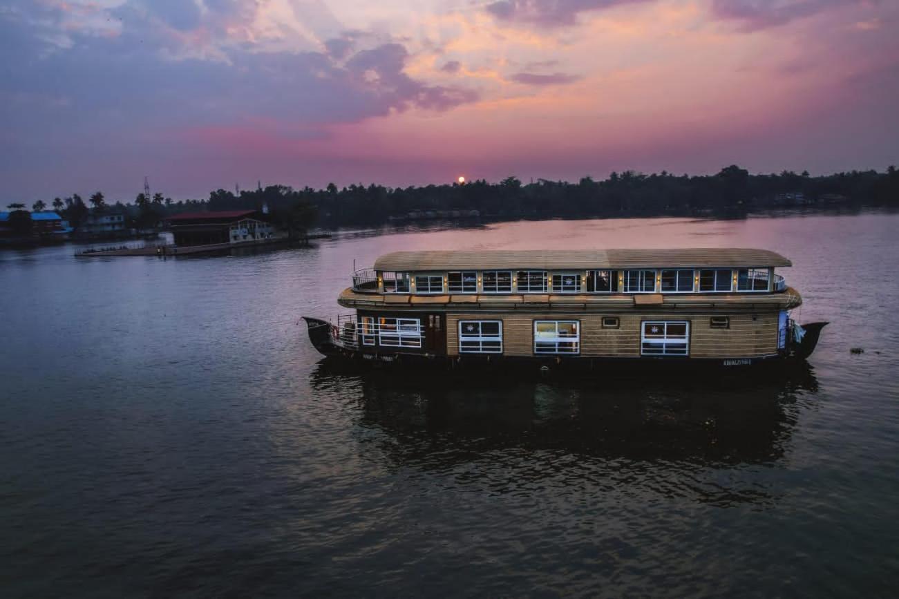 Venice Premium Houseboats Alleppey Alappuzha Exterior foto